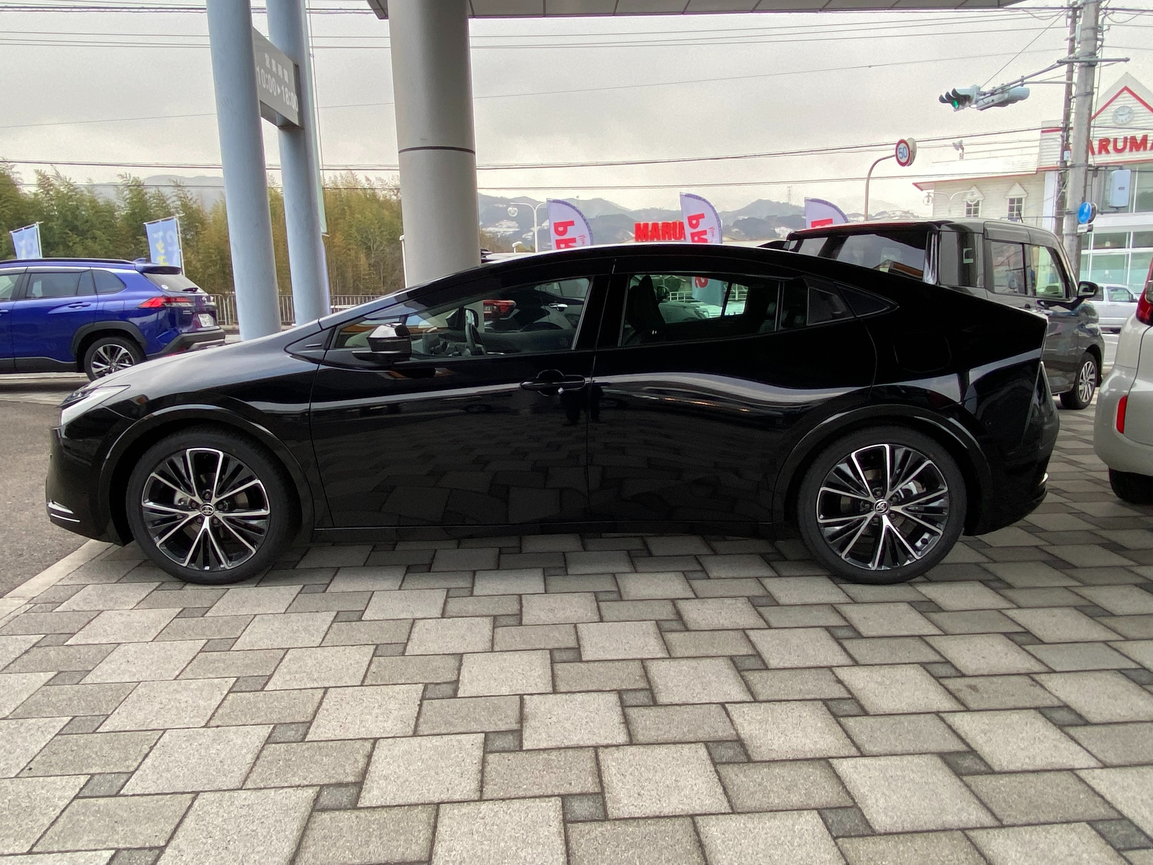 新型プリウス試乗車がやって来ました！